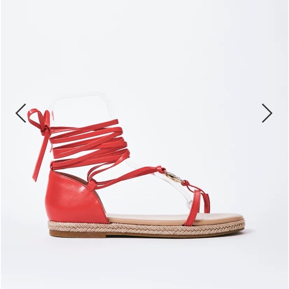 Azima Flat Sandal - Picture 2 of 9